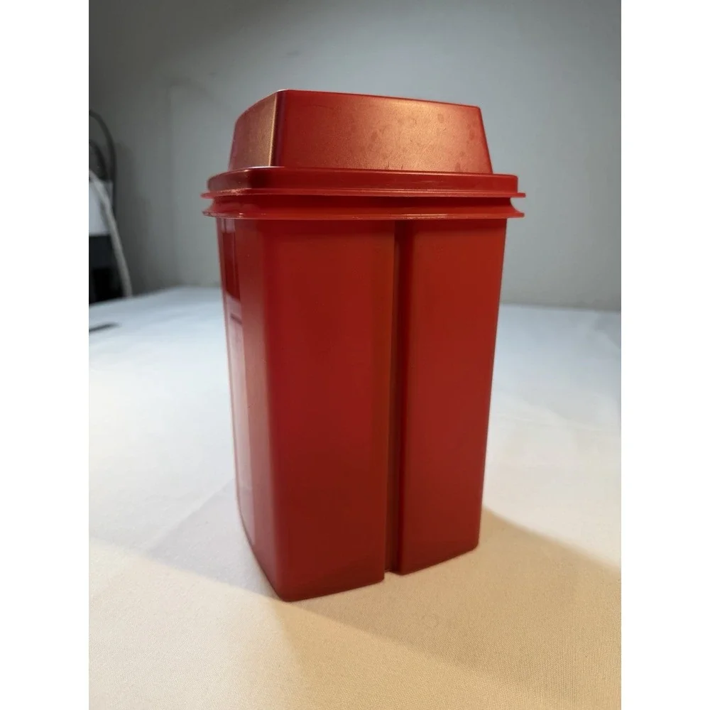 Tupperware 1330 pick